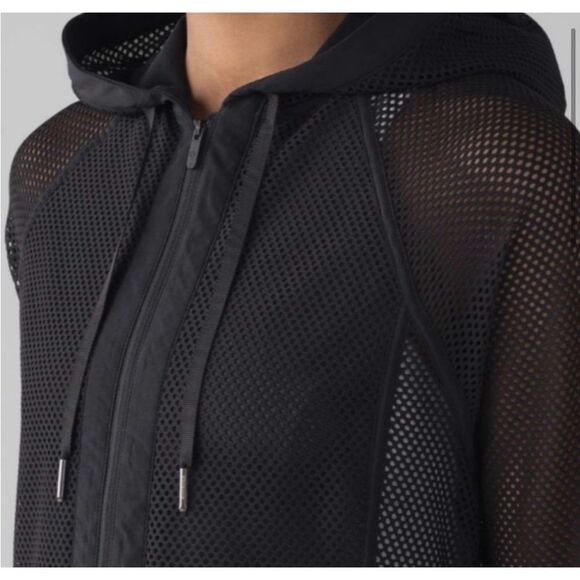 Lululemon Mesh on Mesh Jacket in Black Size 8 / Like Néw - Picture 7 of 12